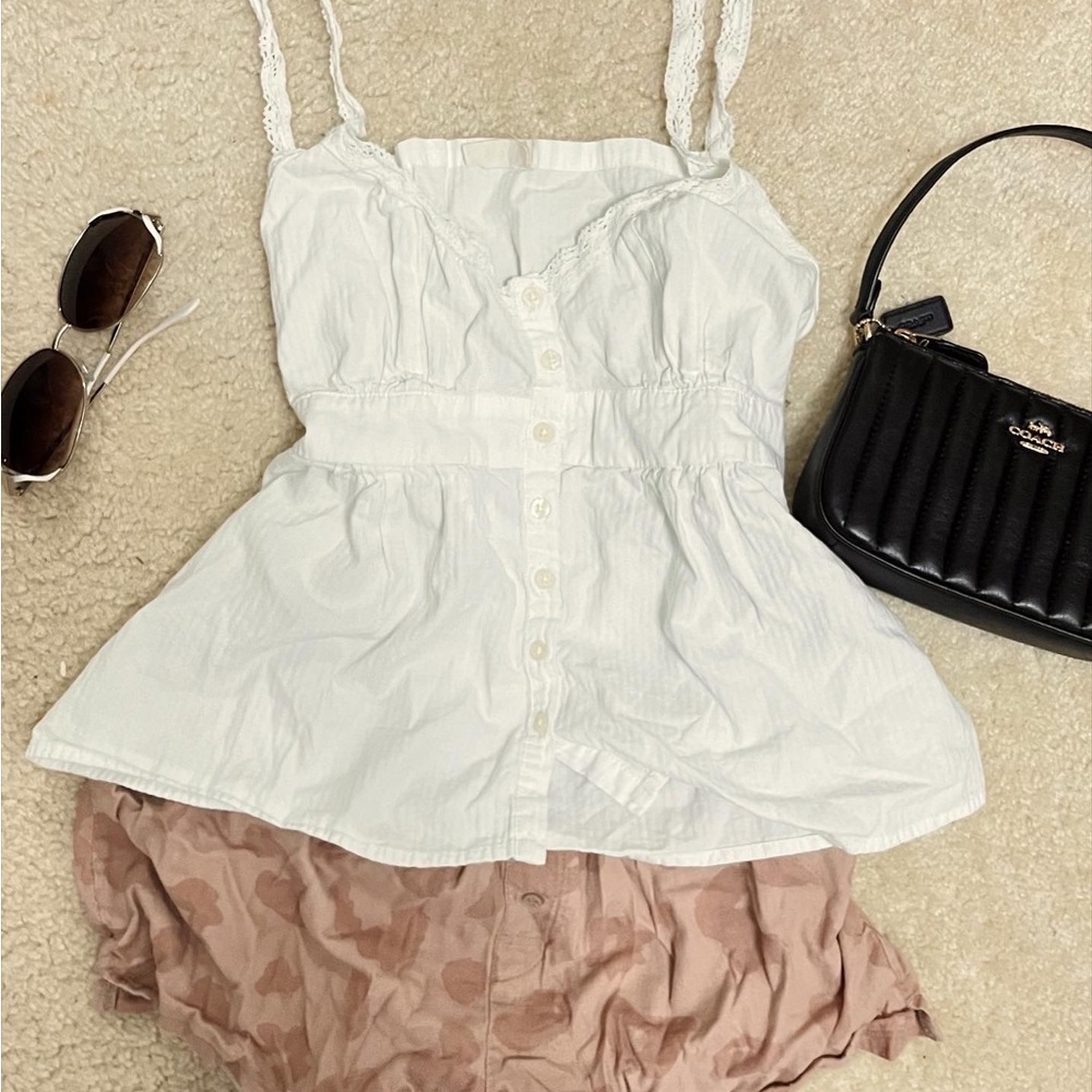 John Galt OS White Delicate Cottagecore Spaghetti-strapped Button-up Crop Top